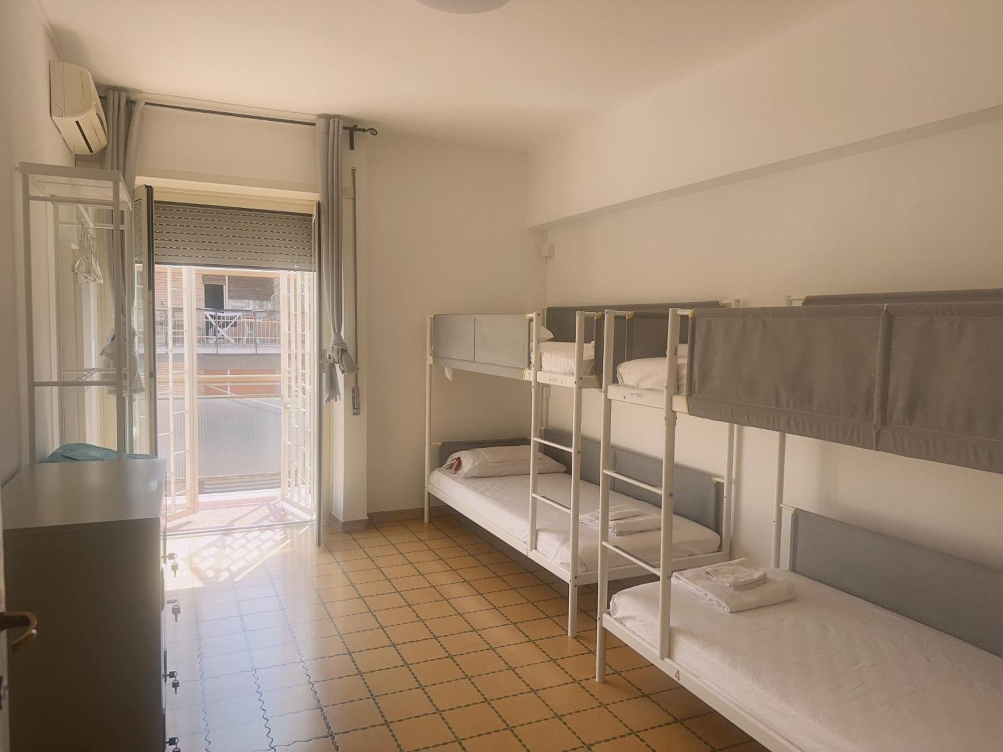 Hostel Lisa House Rome